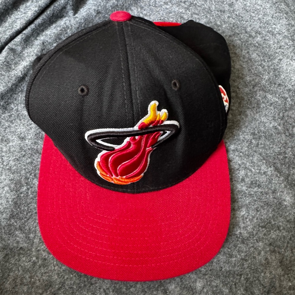 Mitchell & Ness Black and Red Cap